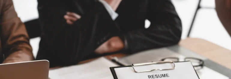 El sustituto ¿puede tener una categoría distinta al trabajador que sustituye?