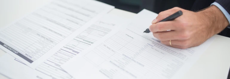 ¿El periodo de alegaciones se suspende si se produce una IT?