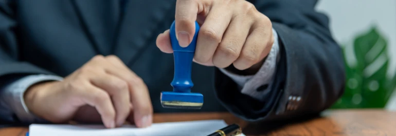 ¿Qué sucede si a un trabajador extranjero le deniegan la renovación del permiso de trabajo?