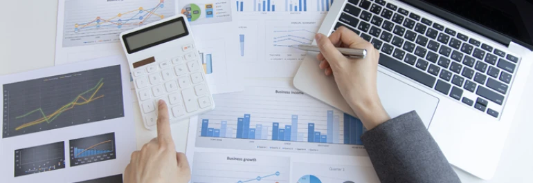 ¿Debe un administrador único con cargo gratuito y sin funciones laborales darse de alta en algún régimen de la Seguridad Social?