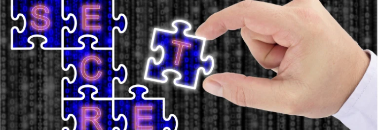  ¿El envío de un correo con información confidencial de la empresa constituye un delito de revelación de secretos? 
