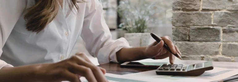 ¿La indemnización por despido pactada en el Tribunal Laboral de Cataluña está también exenta de tributación?