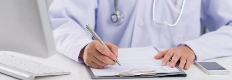 ¿Un informe médico es suficiente justificación para no acudir a la revisión en la Mutua estando de IT?