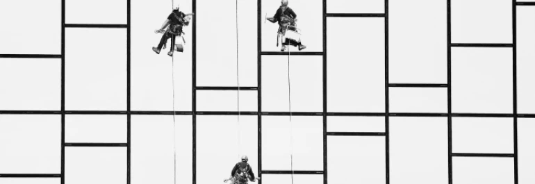 ¿En qué convenio se encuadran los trabajadores dedicados a realizar trabajos verticales?