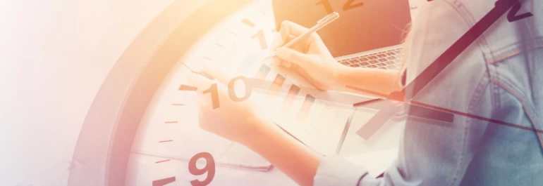 ¿Cómo se calculan las horas máximas al año?